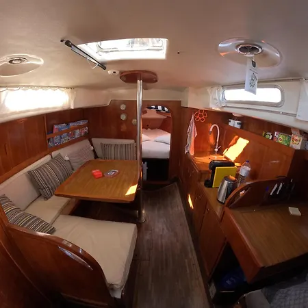 Refugio Flutuante Bateau-hôtel